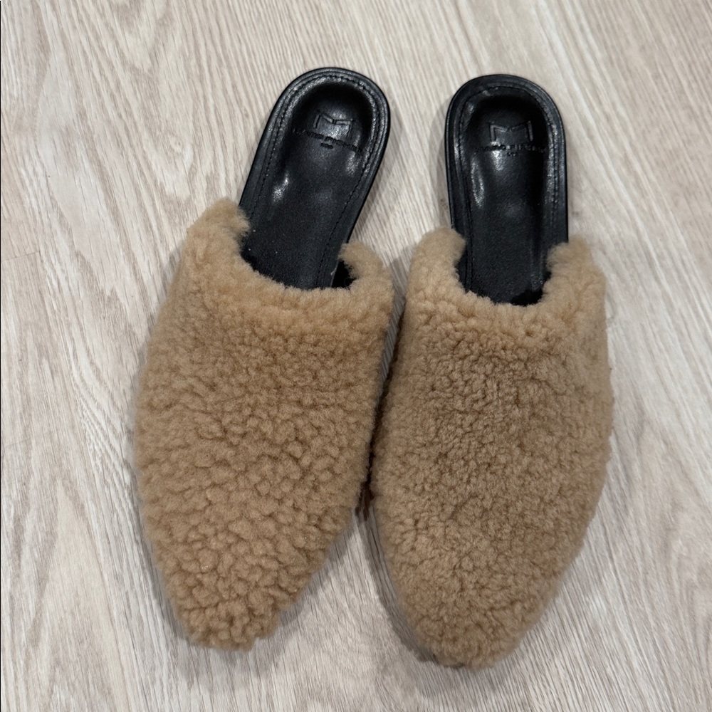 Cozy Shearling Mule Slides - Tan